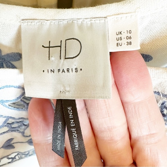 Anthropologie HD Paris Bellflower Linen Women’s Embroidered Floral Blue Tank 6 - Picture 3 of 8